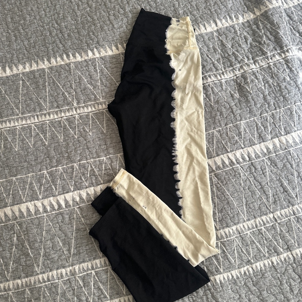 Jala High Waist leggings Size Small